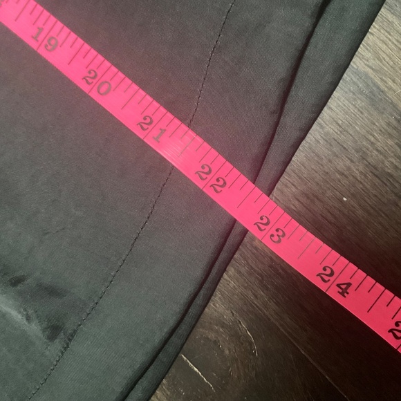 GAP Satin Mockneck Pleated Blouse in Black with Mandarin Collar - Picture 6 of 11